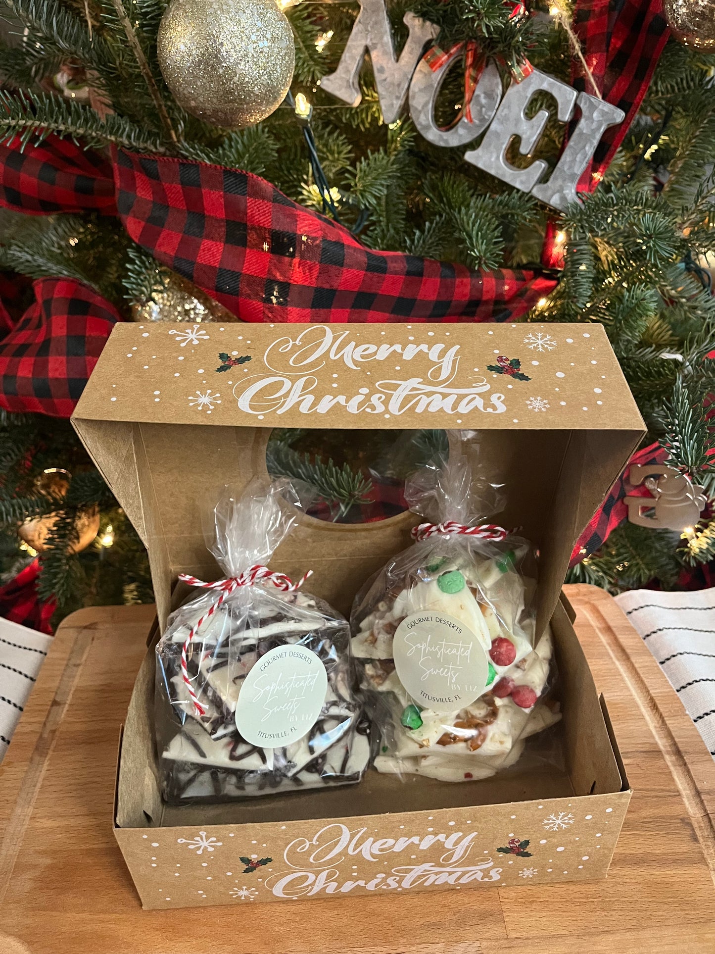 1 Bag (8 oz) Chocolate Peppermint Bark with Dark and White Chocolate with Peppermint Piecesi
