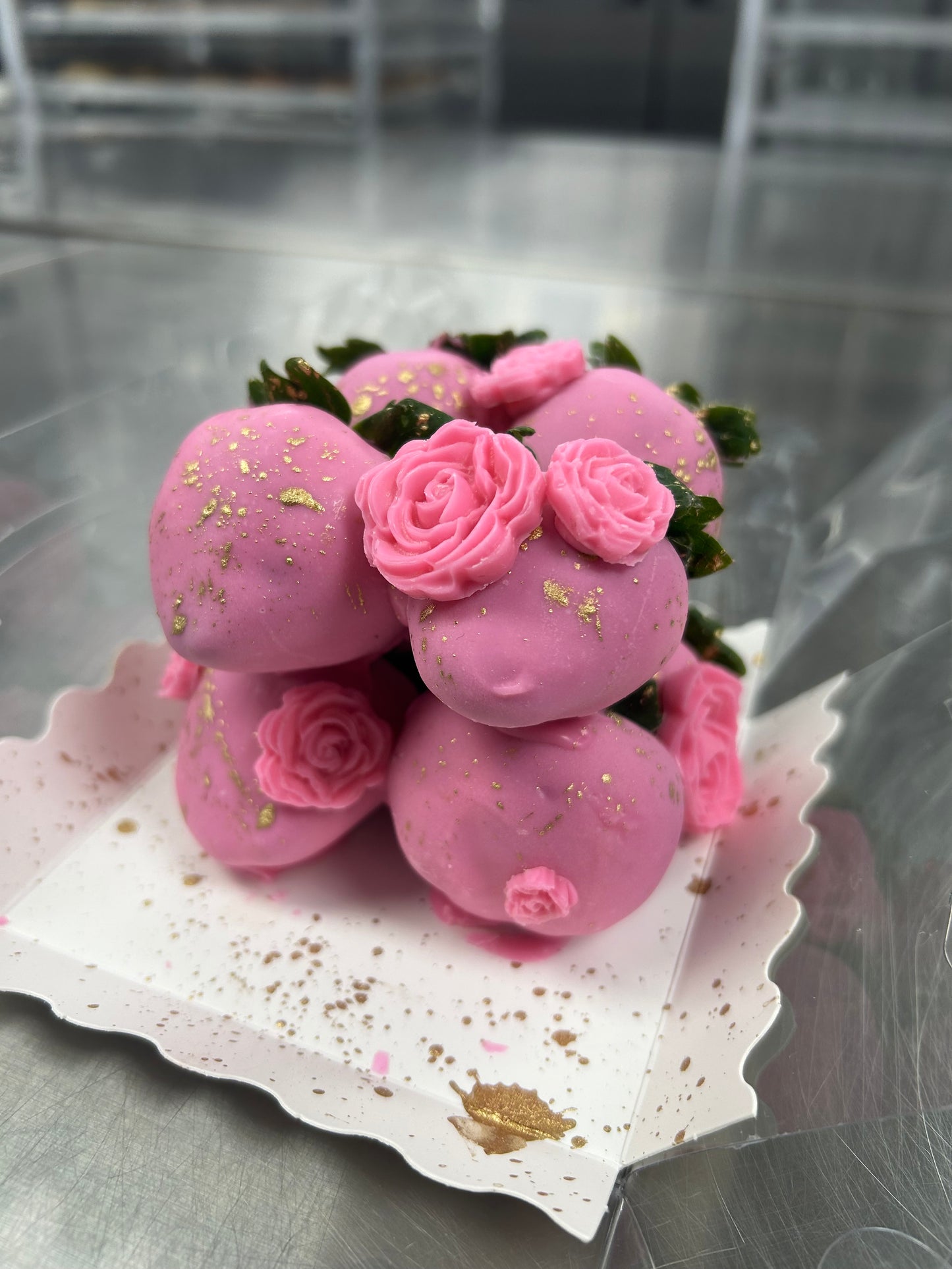 Pink (White Chocolate) Covered Strawberry Cube (8 Strawberries)