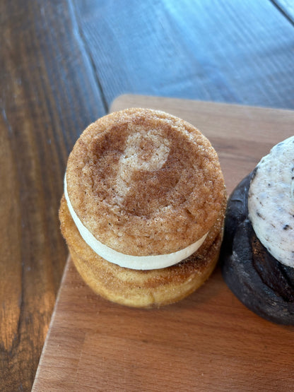 Jack Sparrows Snickerdoodle Cinnamon Roll