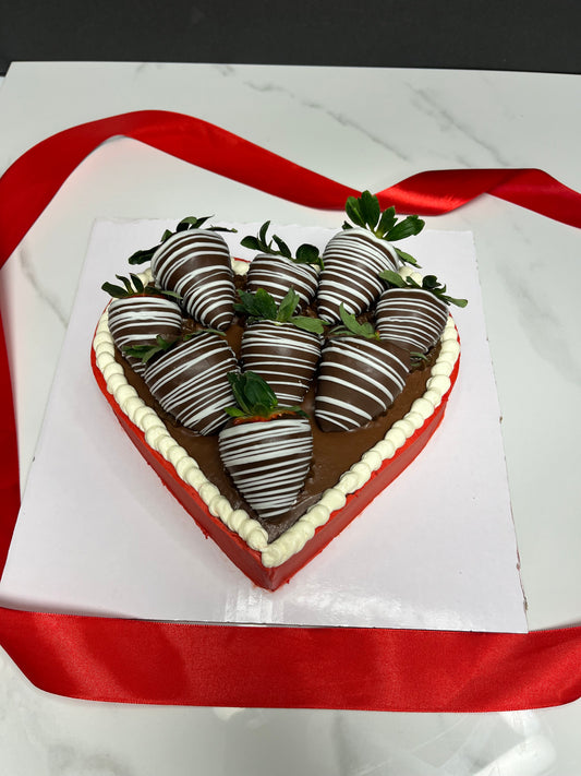 Valentine’s Pre-order❤️Heart Shaped Box Of Chocolate Covered Strawberries Cake with 9 Chocolate Covered Strawberries