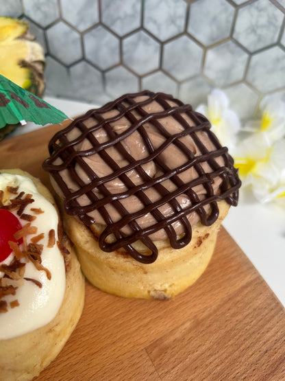 Koko Moco Cinnamon Roll