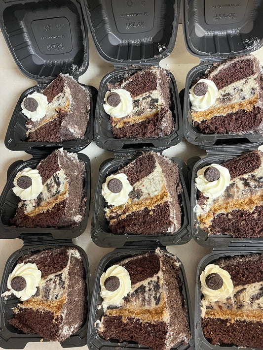 1 Slice of Oreo Cheesecake Cake Slice