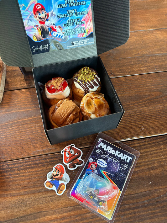 Mario Kart 4 Pack! Includes Collectable Pull back Mario Kart and Mario Vinyl Stickers