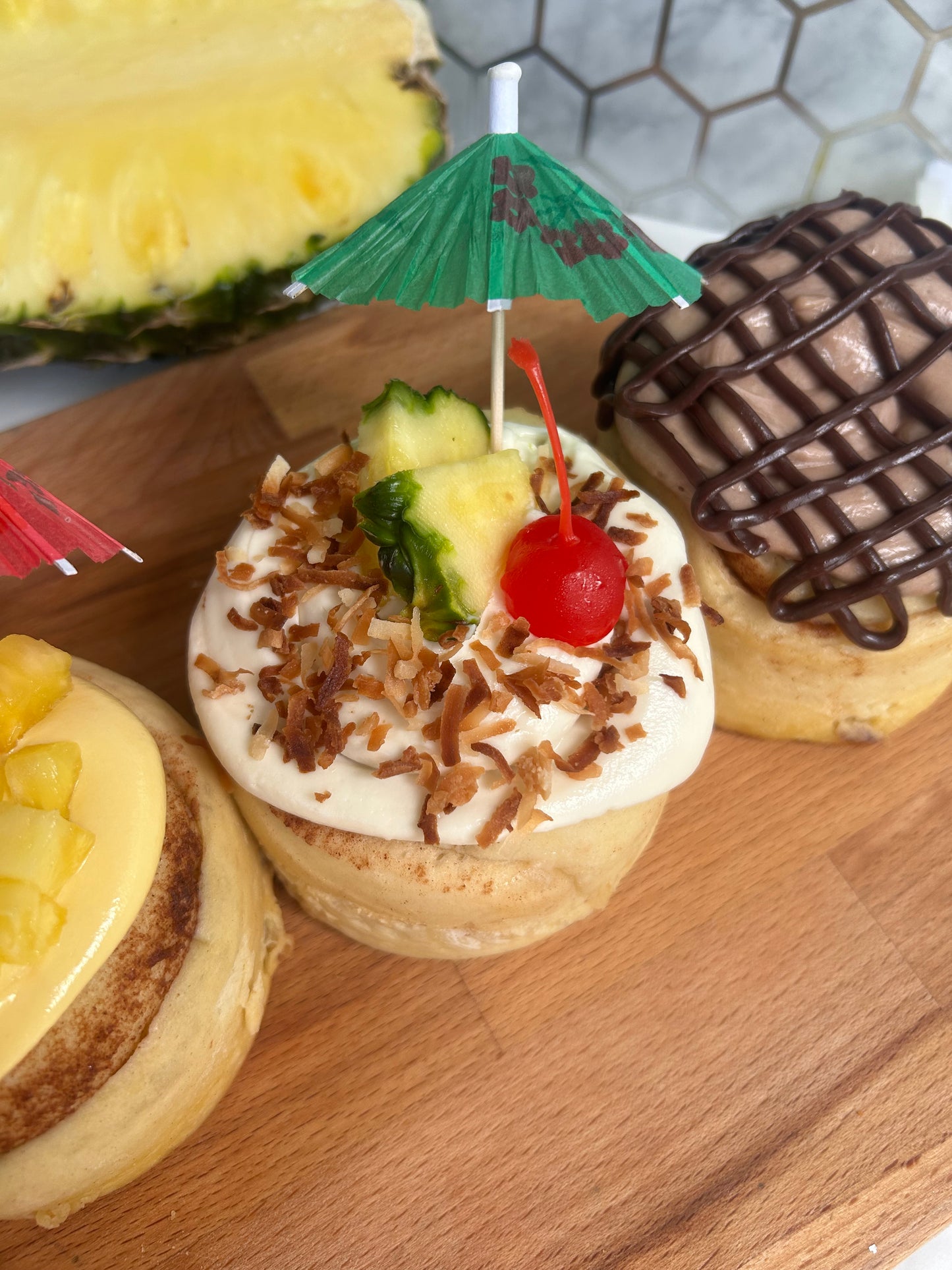 Piña colada Cinnamon Roll