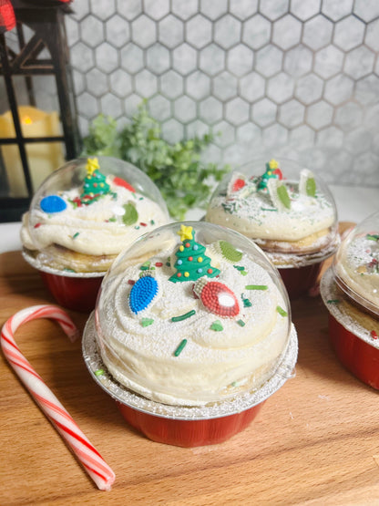 Snow Globe Cinnamon Roll with Mini Gingerbread cookies
