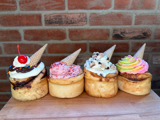 Ice cream Cinnamon Roll Flights (4pack)