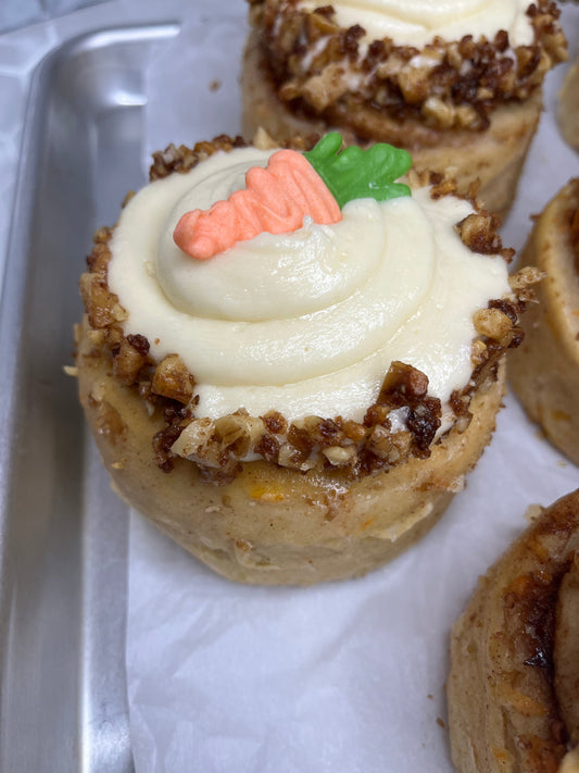 1 Jumbo Carrot Cake Cinnamon Roll