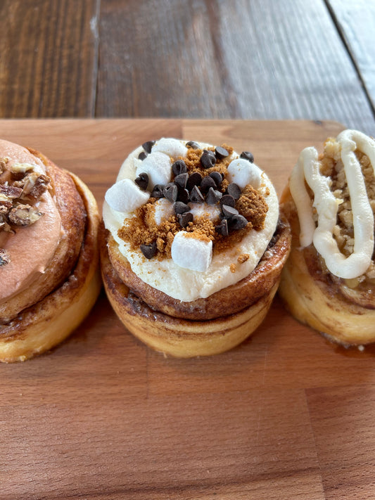 Biff’s Bonfire S’mores Cinnamon Roll