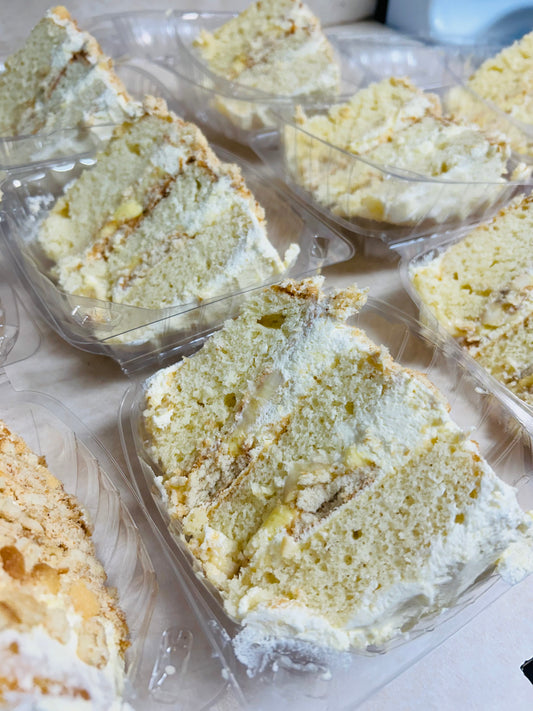 Banana pudding cake Slice