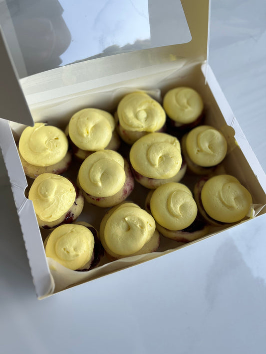 (Saturday Only Pick up) 1 dozen Lemon Blueberry Cini Mini’s